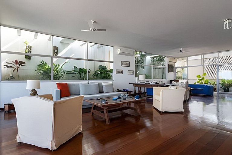 ADV005 Grande cobertura pra 8 na praia de Ipanema