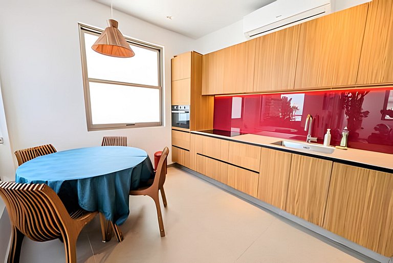 ADV016 3 quartos com terraço + vista mar