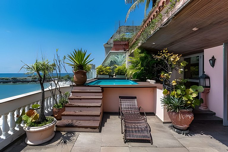 ADV002 Cobertura tropical na praia de Copacabana