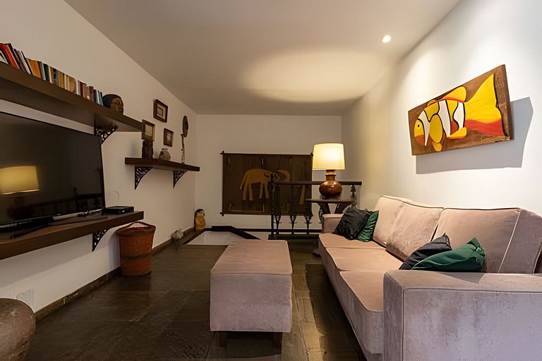 ADV002 Cobertura tropical na praia de Copacabana