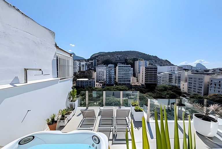 ADV011 Cobertura 2 quartos perto praia de Ipanema