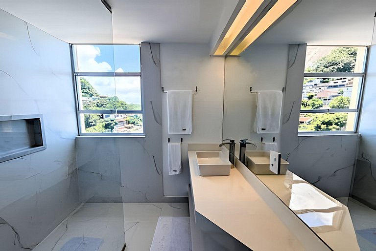 ADV010 Loft com 2 suítes e vista panorâmica do Rio
