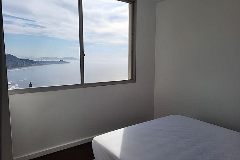ADV010 Loft com 2 suítes e vista panorâmica do Rio