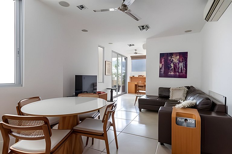 ADV003 - Tropical 2 bedroom Penthouse in Ipanema