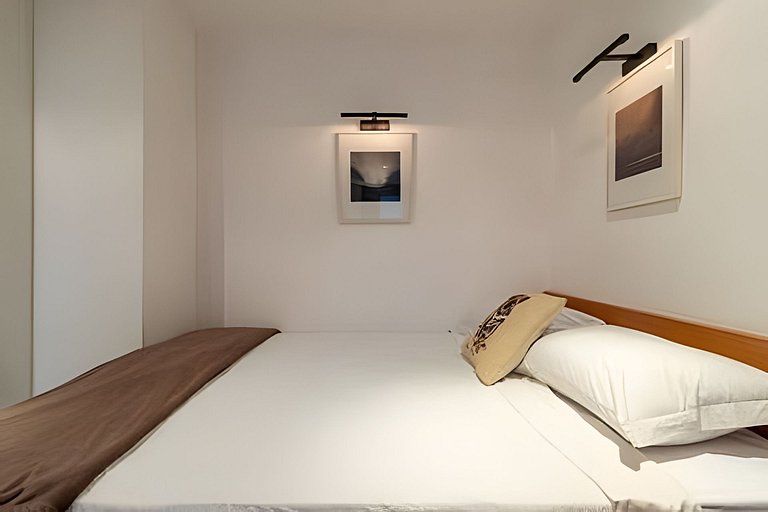 ADV003 - Tropical 2 bedroom Penthouse in Ipanema