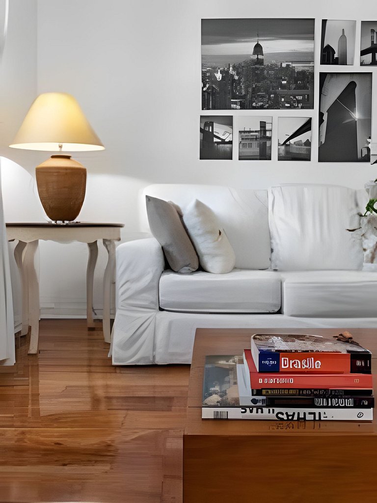 ADV009 Charmoso apto pra 4 no coração de Ipanema