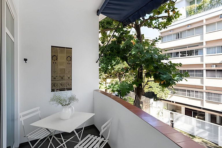 ADV009 Charmoso apto pra 4 no coração de Ipanema