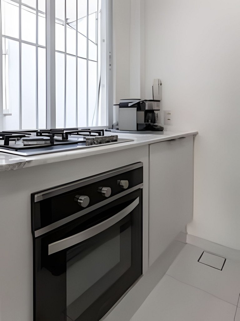 ADV009 Charmoso apto pra 4 no coração de Ipanema