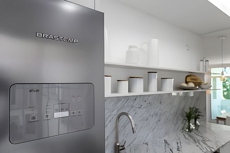 ADV009 Charmoso apto pra 4 no coração de Ipanema