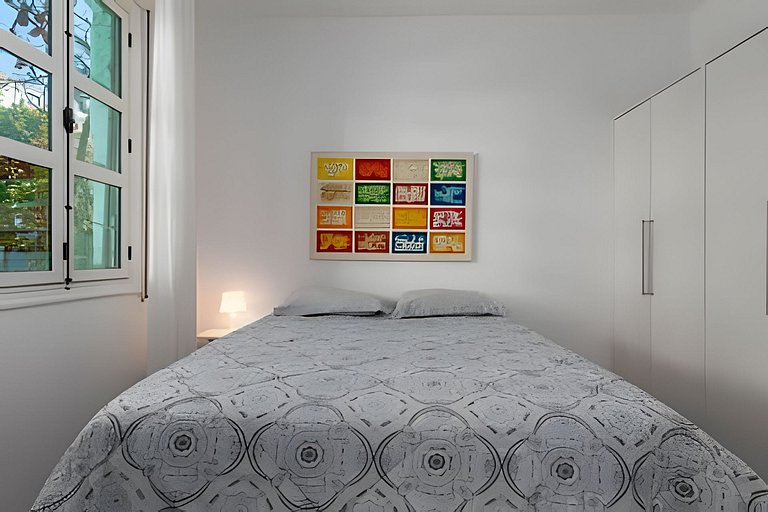 ADV009 Charmoso apto pra 4 no coração de Ipanema