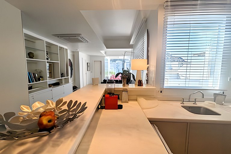 ADV011 Cobertura 2 quartos perto praia de Ipanema