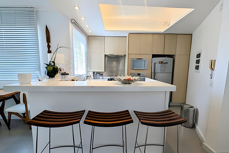 ADV011 Cobertura 2 quartos perto praia de Ipanema