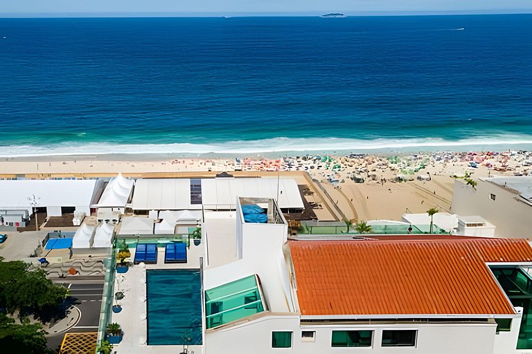 ADV001 Cobertura pra 10 na praia de Copacabana