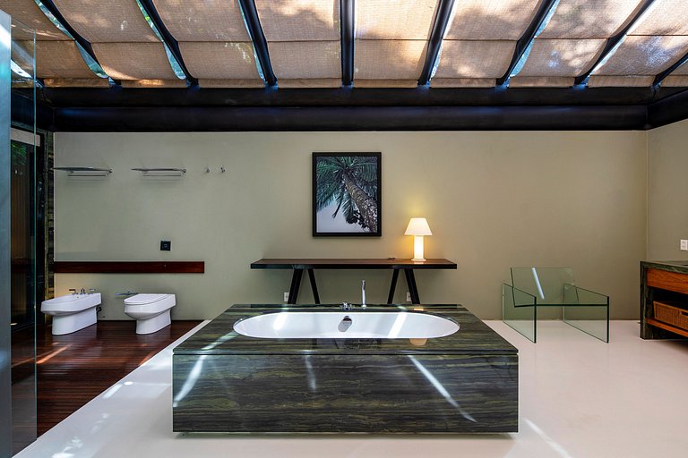 ADV004 Villa pra 10 e vista pra praia