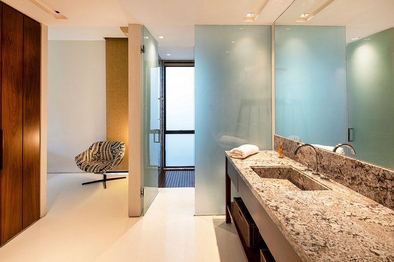 ADV004 Villa pra 10 e vista pra praia