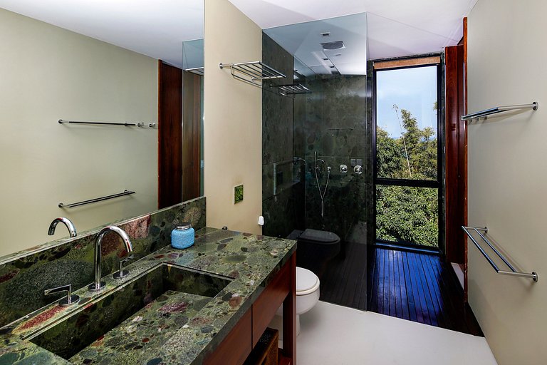 ADV004 Villa pra 10 e vista pra praia