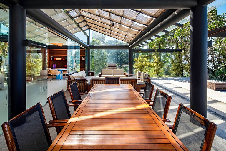 ADV004 Villa pra 10 e vista pra praia