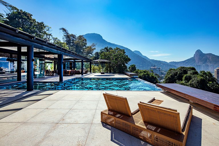 ADV004 Villa pra 10 e vista pra praia