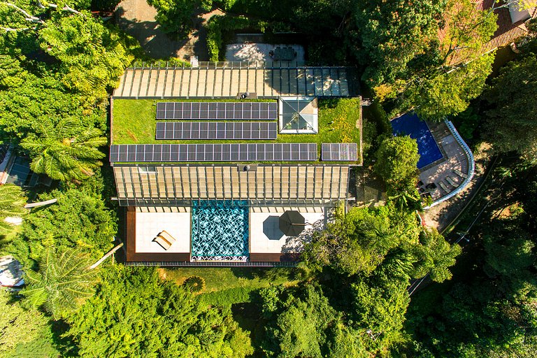 ADV004 Villa pra 10 e vista pra praia