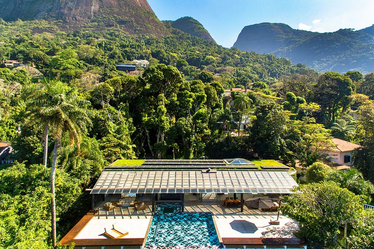 ADV004 Villa pra 10 e vista pra praia