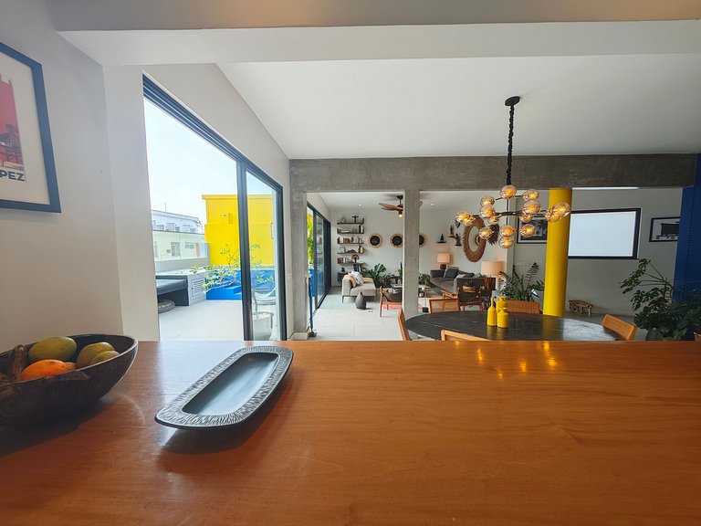 ADV012 Linda cobertura de 3 quartos em Copacabana