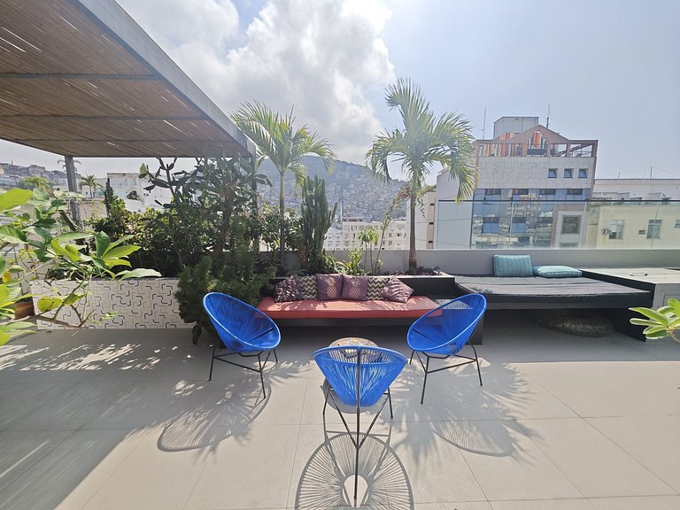 ADV012 Linda cobertura de 3 quartos em Copacabana