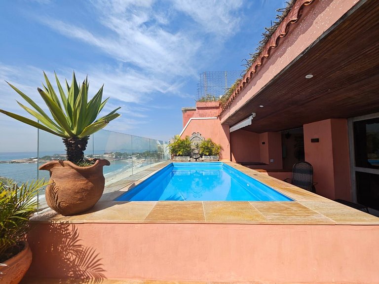 ADV002 Cobertura tropical na praia de Copacabana