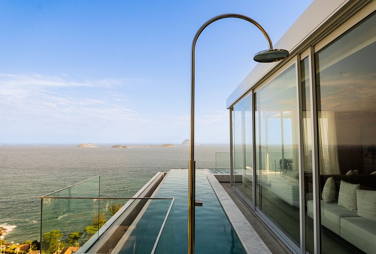 ADV006 Charmosa cobertura com vista mar no Vidigal