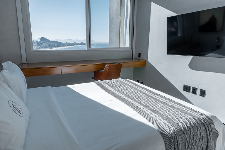 ADV006 Charmosa cobertura com vista mar no Vidigal