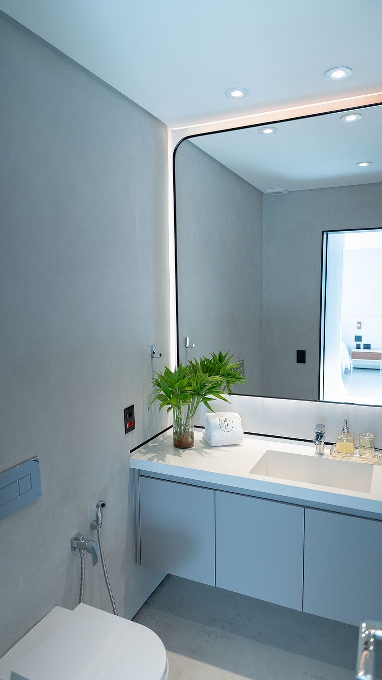 ADV006 Charmosa cobertura com vista mar no Vidigal