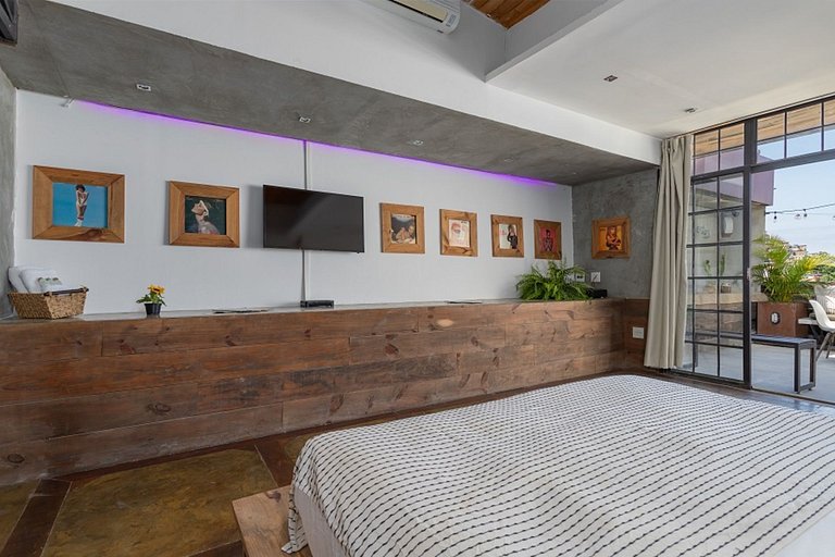 ADV008 Casa de 7 suites entre Ipa e Copa