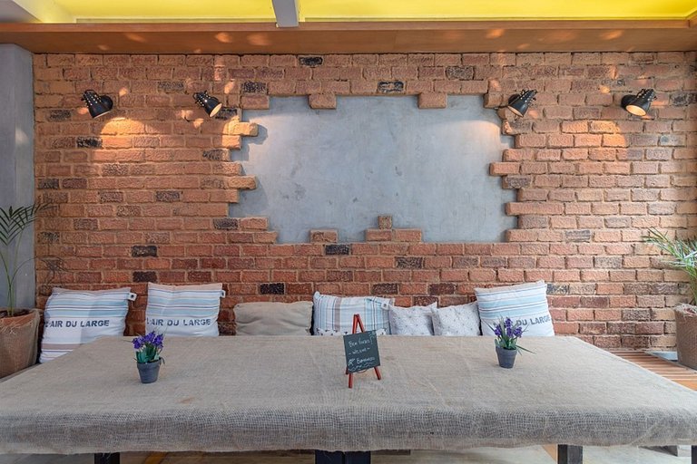 ADV008 Casa de 7 suites entre Ipa e Copa