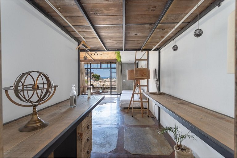 ADV008 Casa de 7 suites entre Ipa e Copa