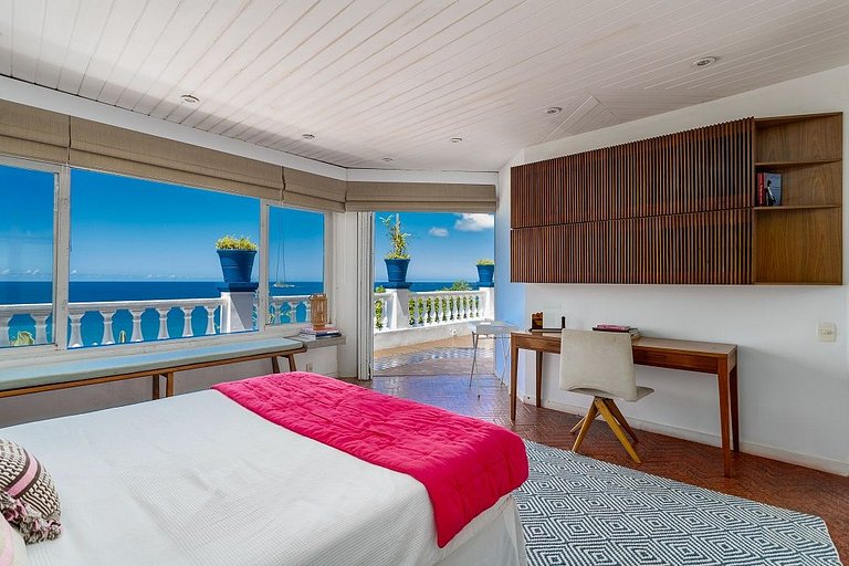 ADV015 Fantástica casa com vista do mar