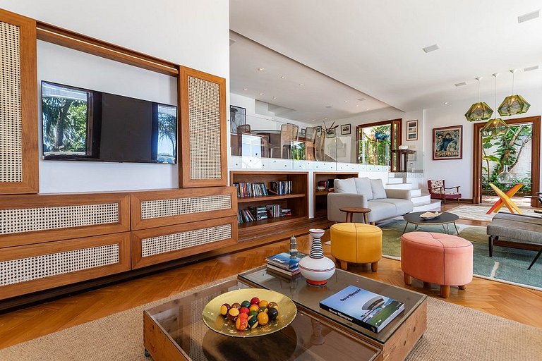 ADV015 Fantástica casa com vista do mar