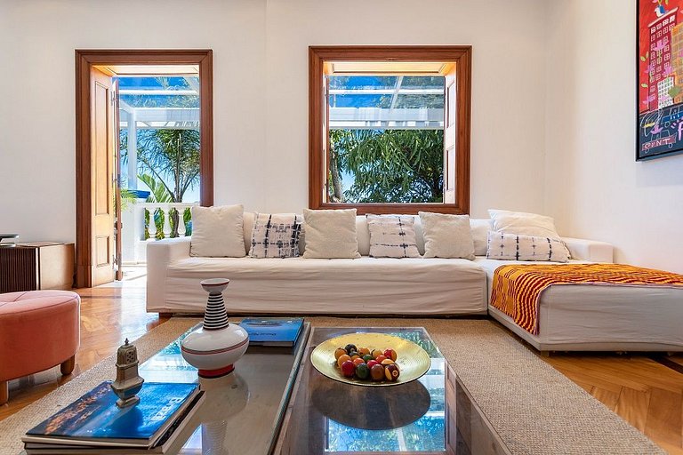 ADV015 Fantástica casa com vista do mar