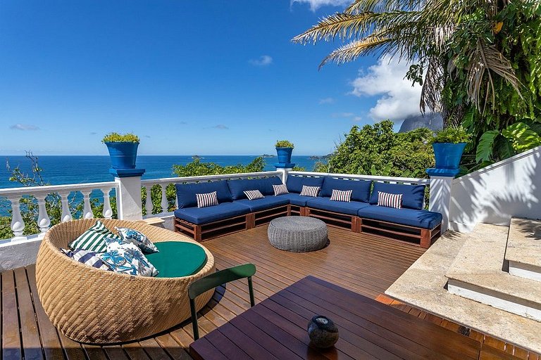 ADV015 Fantástica casa com vista do mar