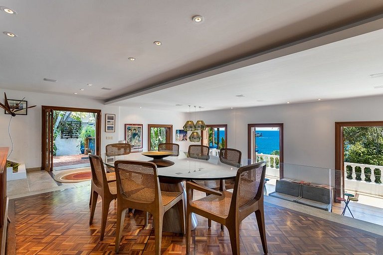 ADV015 Fantástica casa com vista do mar