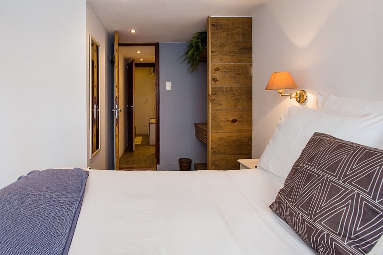 ADV017 Cobertura de 6 suítes no coração de Ipanema