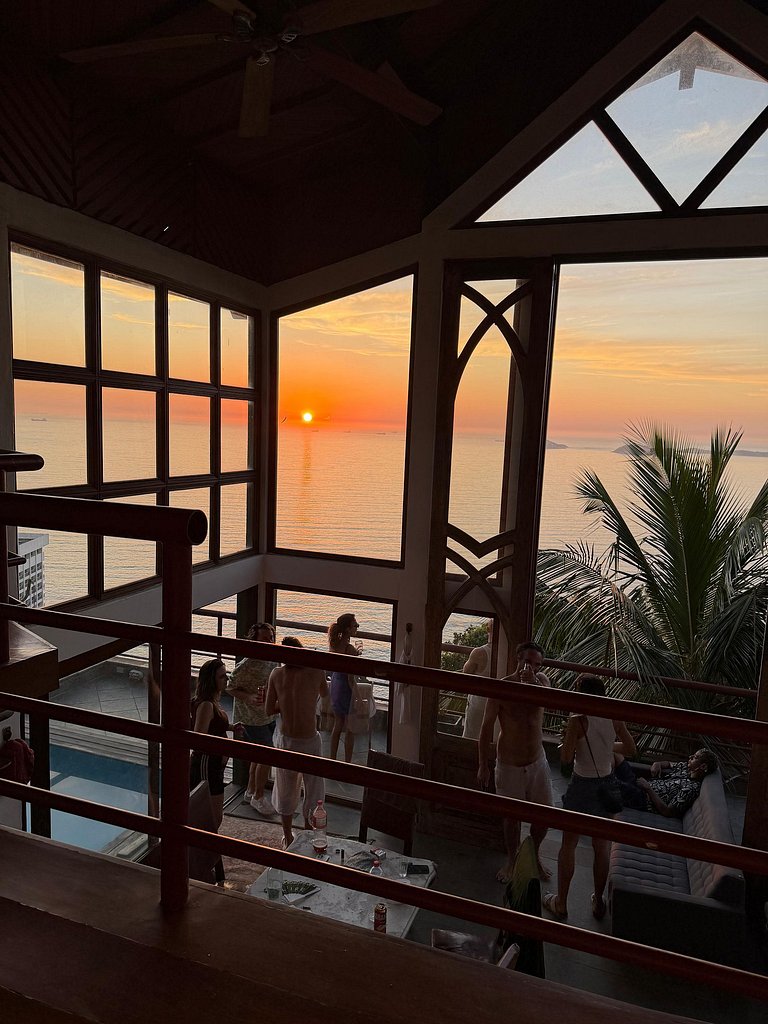 ADV007 Villa para 9 com vista 360° de todo o Rio